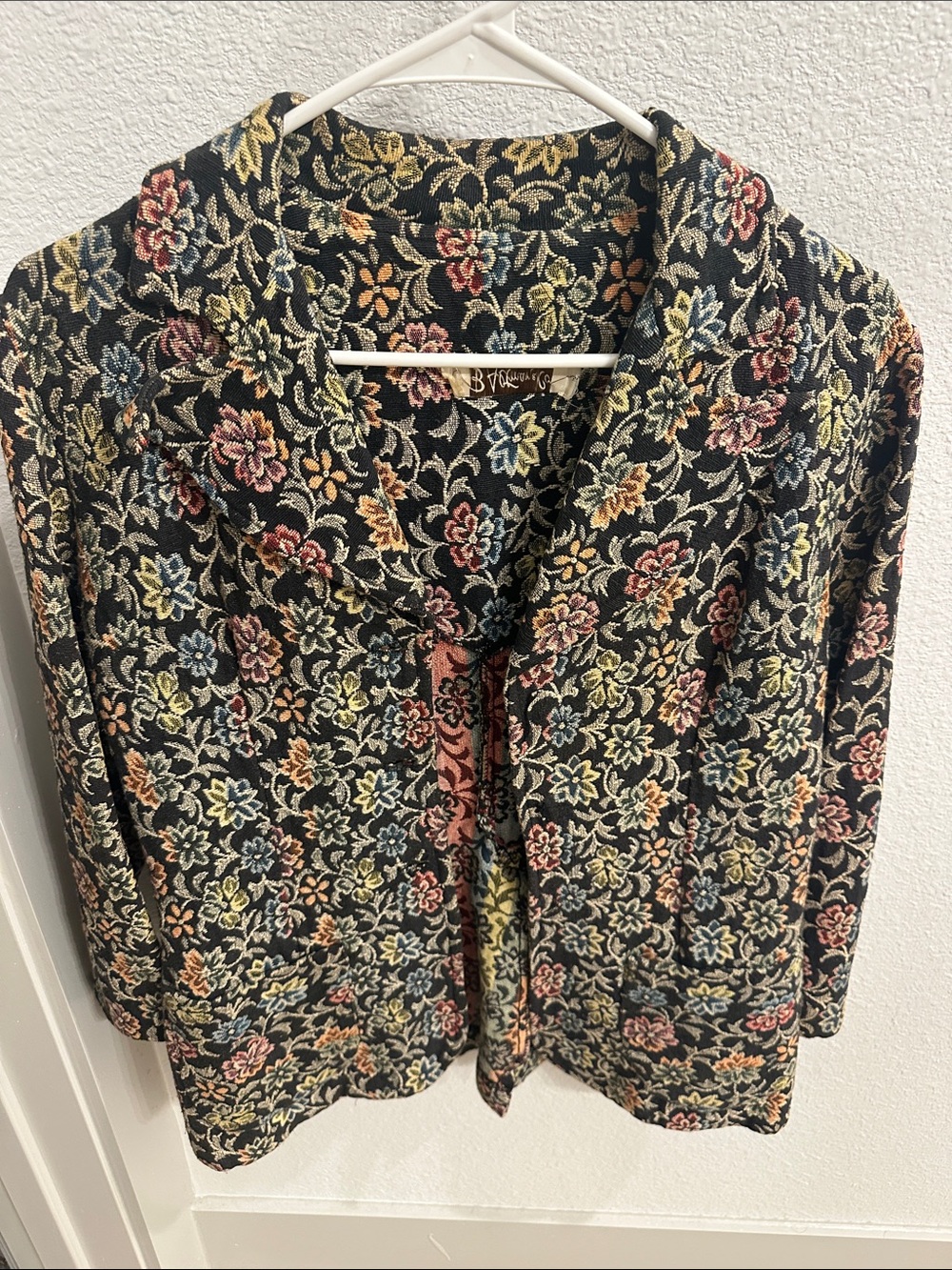 Vintage floral blazer